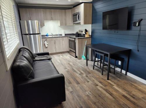 TeePee Room 17- Full Kitchen