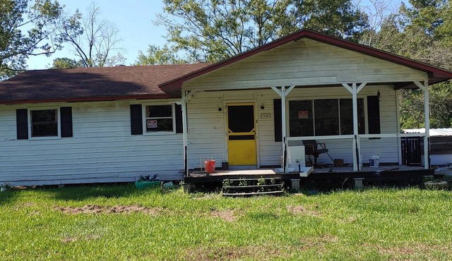 Texas Tranquility: Your Ideal Orange Rental Homes!