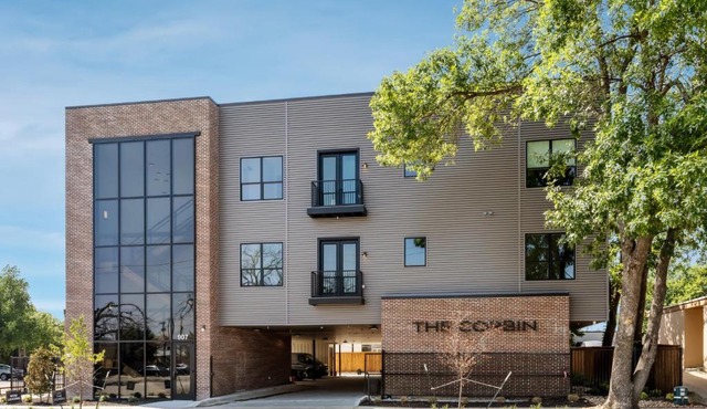 The Corbin 1204 - Magnolia Moderns