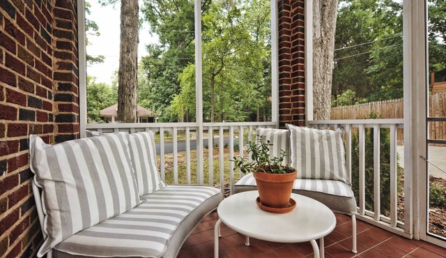 The Home Collection - 800 Magnolia