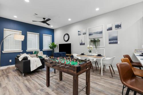 The Opal 2BD TowenHouse 7ST Walkable