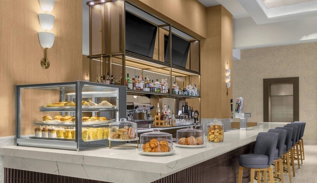 The Westin Crystal City Reagan National Airport