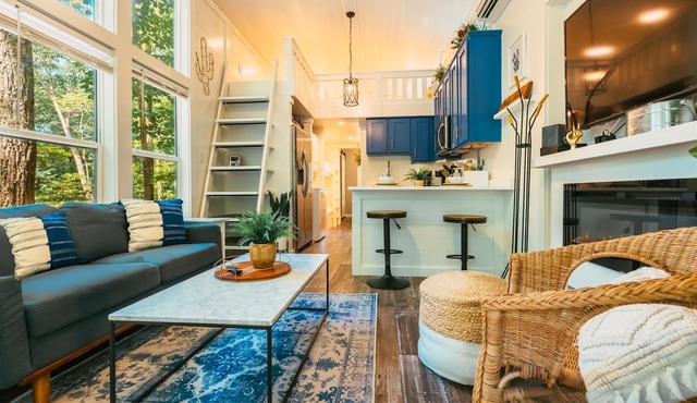 Tiny Home in Deer Lick Falls Community