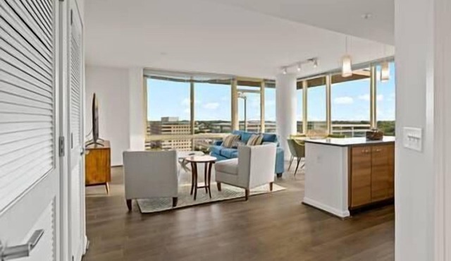 Unique Collection | Luxury | Tysons | Rooftop Pool