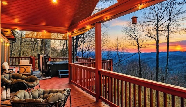 Unwind Cabin: Hot Tub with Sunsets, Sauna, Views, & Game Room
