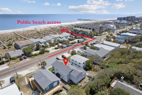 Updated 6-bedroom, 4 bath well stocked coastal cottage across from the beach with a private pool