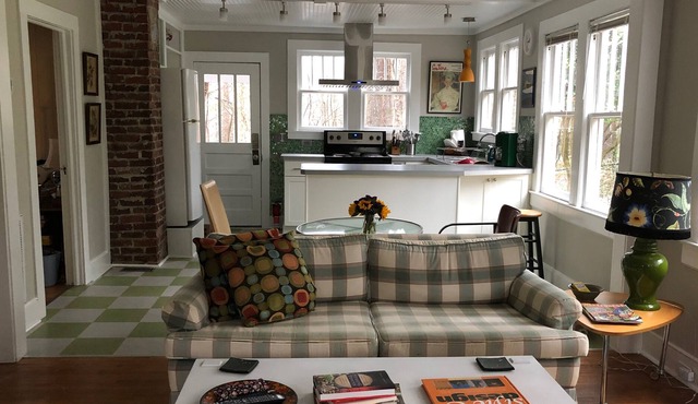 Wake Forest area. Just right-2BR, wooded location, sleeps 5. Cute.