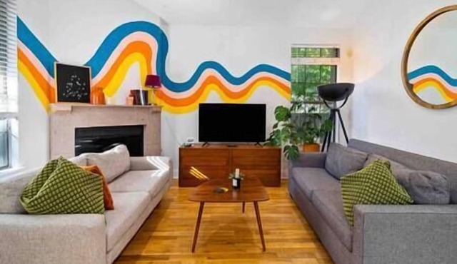Walk to South Congress, 3BR Home + Garage