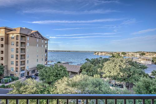 Waterfront Condo for 4 with Resort Pool & Lake View