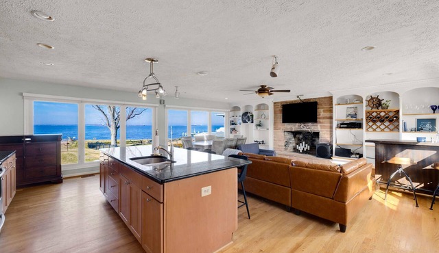 Waterfront Cottage on the Eastern Shore