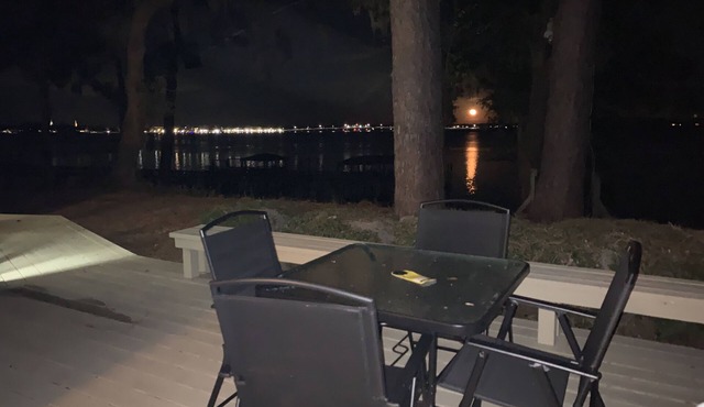 Waterfront! Deepwater! Private Dock! Cottage in the City!