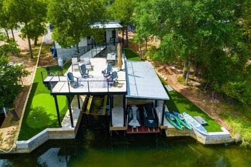Waterfront Lake LBJ Retreat w/Hot Tub & Deck!