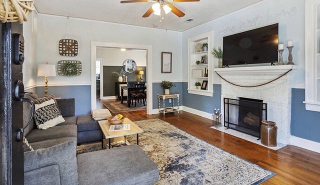 Welcome to Savannah Utopia - cozy home in the heart of Savannah!