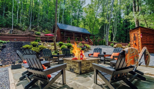 Whispering Brook Retreat in the Smoky Mountains w Hot Tub Pet Friendly