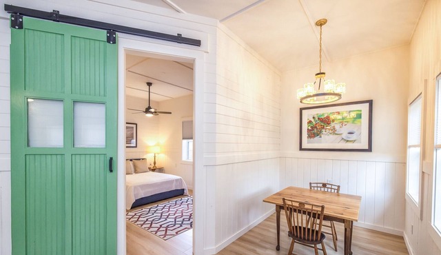 Wilmington Midtown Guest Home. Minutes to downtown and the beach!