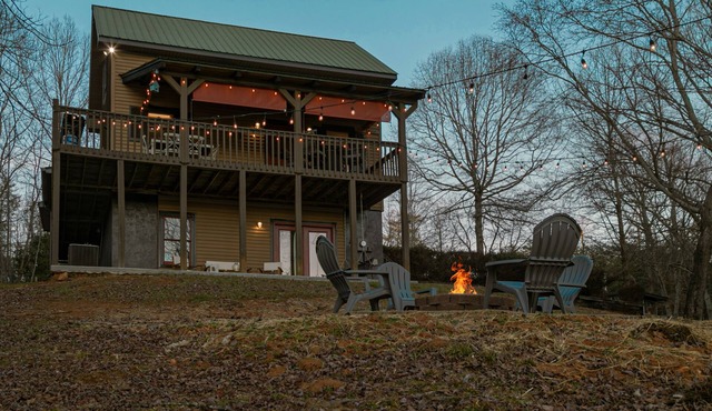 Wine Country Lake Escape-Fishing and Hot tub