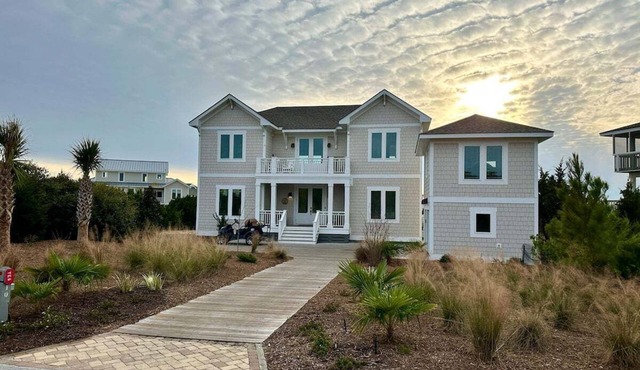 Wine Down luxury 6 bedroom home
