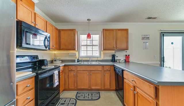 Winterville Vacation Rental ~ 4 Mi to ECU!