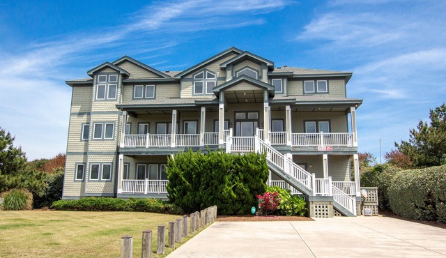 WL1077, Ocean Commotion- Oceanfront, Rec Room, Theater Room, Ocean Views