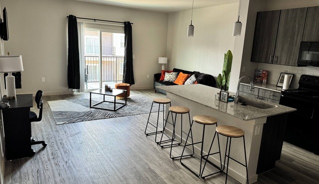 Your Cozy & Captivating Condo!