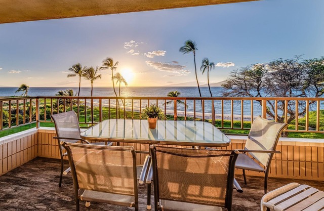 Beachfront Condo W/Unbeatable Ocean Views! Floor To Ceiling Windows & Lanai!