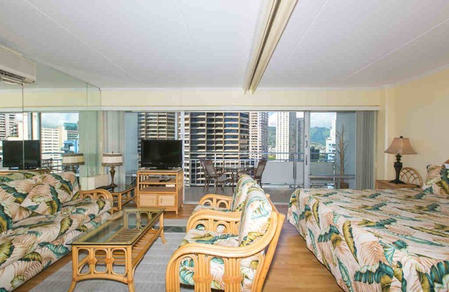 Fully renovated unit on the 16th Floor overlooking the mountains and the surrounding Waikiki area!