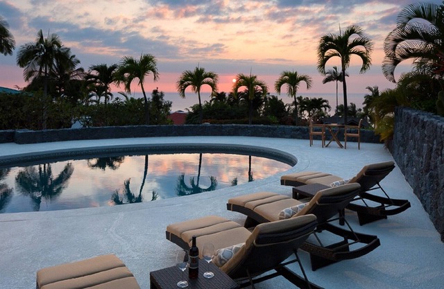 Gated Keauhou Estates 5 bedroom home with ocean views and pool!