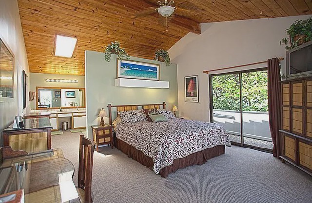 Hawaiian Ocean View Oasis, Blue Pool, Waterfall, Thoughtful Amenities.