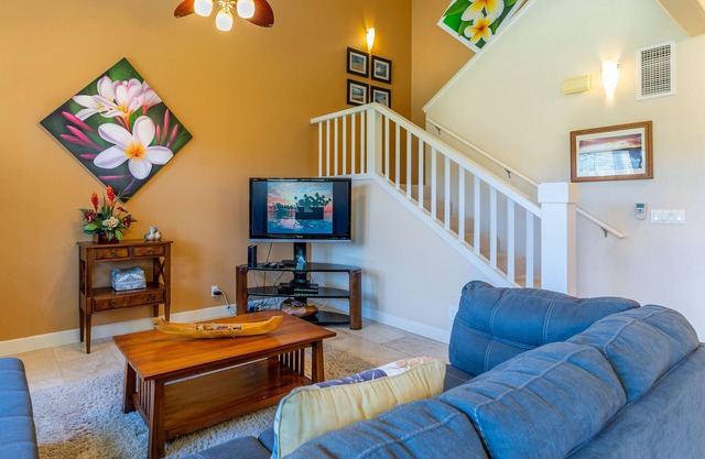 Highly Upgraded 3 Bed, 3 Bath Townhome in Ko Olina Kai Golf Estates
