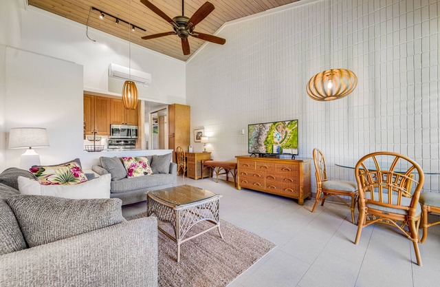 Just steps to the beach Napili Shores Resort OCT LAST MIN DISCOUNT SPECIAL