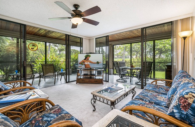 KKSR6104 GRND FLR, CORNER W/WRAP AROUND SCREENED IN LANAI! GARDEN & GOLF VIEW