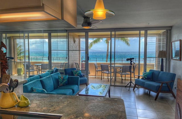 Island Sands Resort 