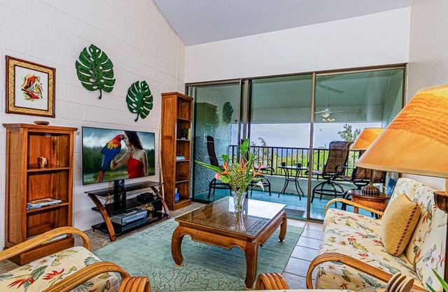 Monthly Rate Penthouse Condo at Oceanfront Hilo Beach
