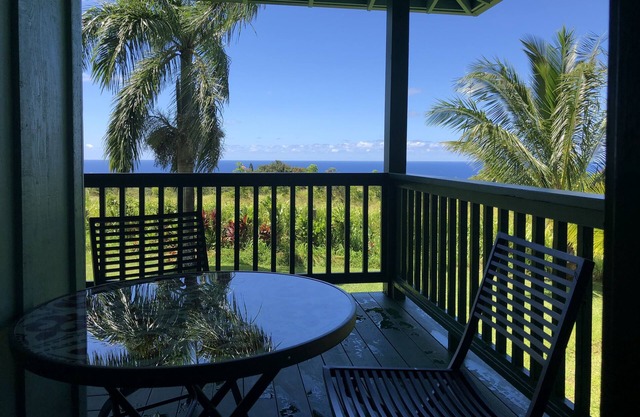 North shore Maui ocean view B and B room 2