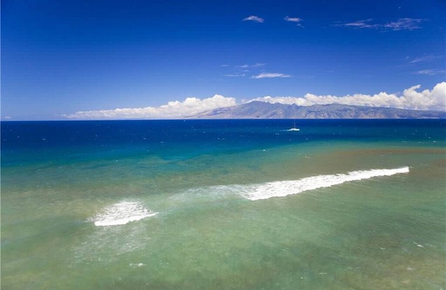 One bedroom corner oceanfront