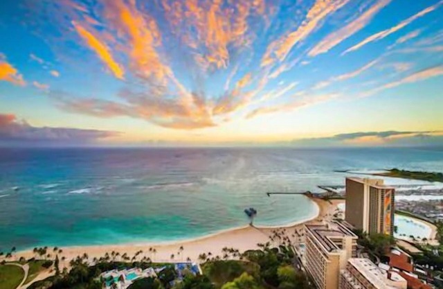 The Grand Islander, a Hilton Grand Vacations Club - 2 Bedroom - Resort View