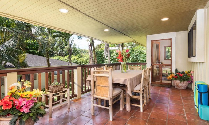 Kilauea Other | 390 m² Accommodation ∙ 5 bedrooms ∙ 13 guests