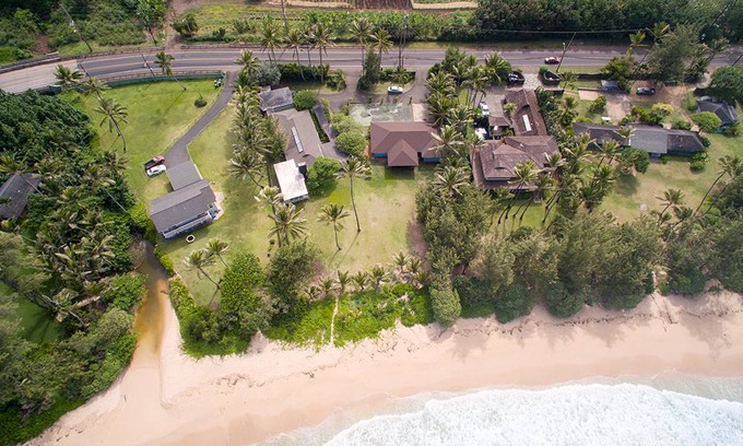 Laie House | 390 m² House ∙ 9 bedrooms ∙ 34 guests
