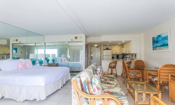 Waikiki Condo | 47 m² Condo ∙ 1 bedroom ∙ 4 guests