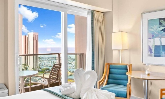 Ala Moana House | Ala Moana Hotel @24FL R3 Studio - Ocean View 2Beds/4person