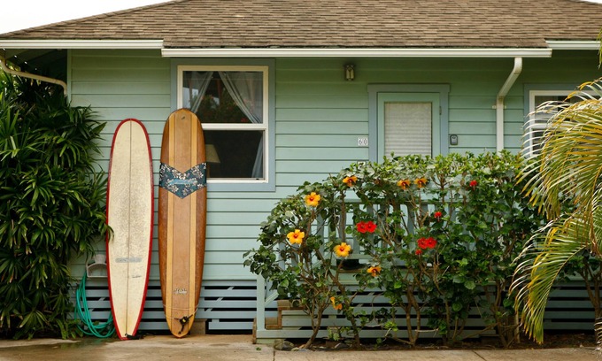 Kuau House | Aloha Charm on Maui's North Shore - Right by Mama's Beach.