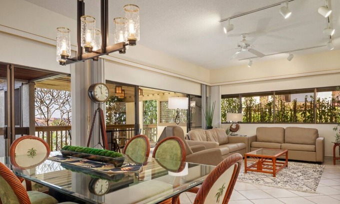 Kahaluu-Keauhou Condo | Aloha Condos, Kona Coast Resort, Townhome 7-106, Ocean View, AC
