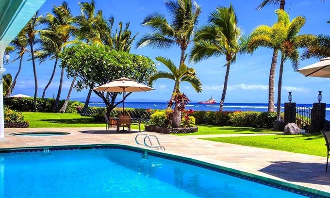 Historic Lahaina Front Street Condo | BEACH FRONT RESORT in Lahaina – Affordable Mountain View Studio w/Lanai - 522