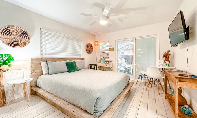 Kailua-Kona House | House ∙ 1 bedroom ∙ 2 guests