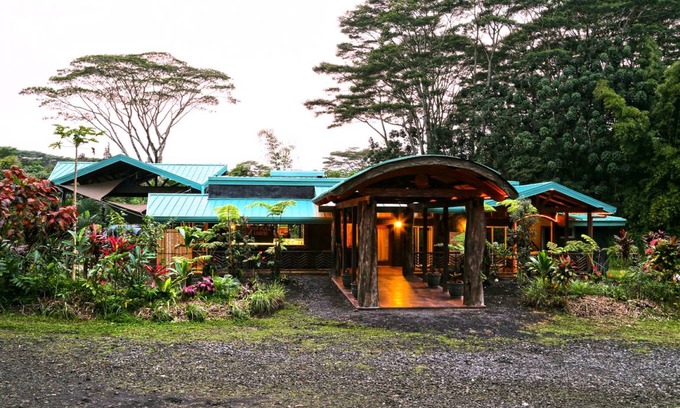 Pahoa House | House ∙ 1 bedroom ∙ 4 guests