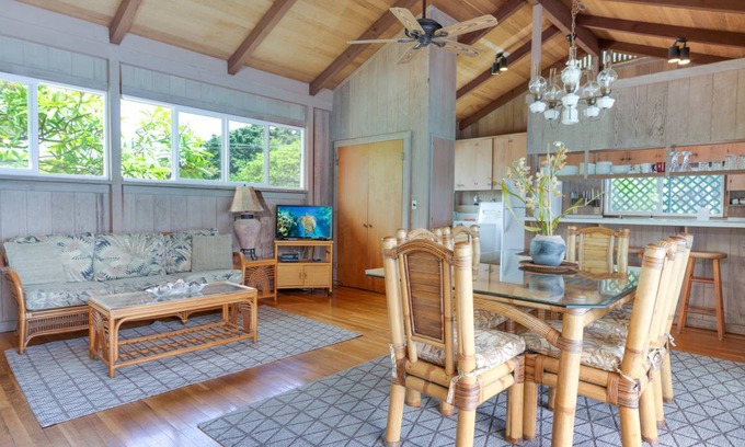 Honaunau-Napoopoo House | House ∙ 2 bedrooms ∙ 6 guests
