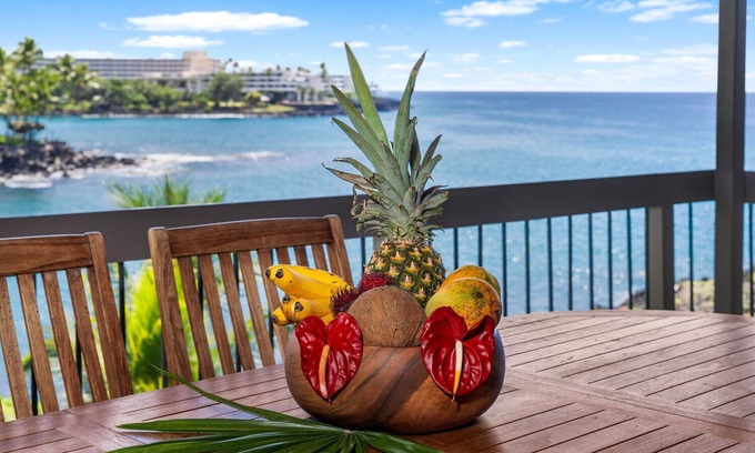 Keauhou Condo | Kanaloa at Kona 3304: Delightful Oceanfront Condo w/AC, Pool & Spa