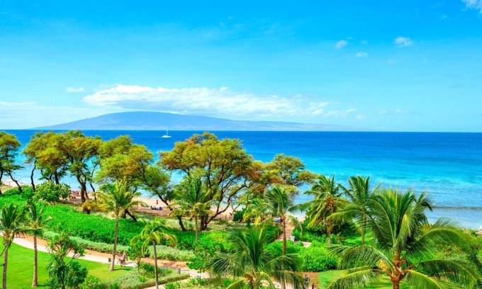 Honokowai Condo | KBM Resorts | FREE CAR | Honua Kai Hokulani | Ocean view | Deluxe 3-Bedroom Condo includes Beach Gear! HKH-504
