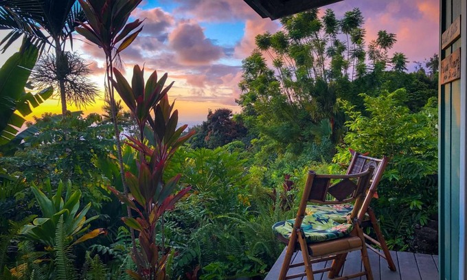 Kealakekua Cabin | Lodge ∙ 1 bedroom ∙ 3 guests