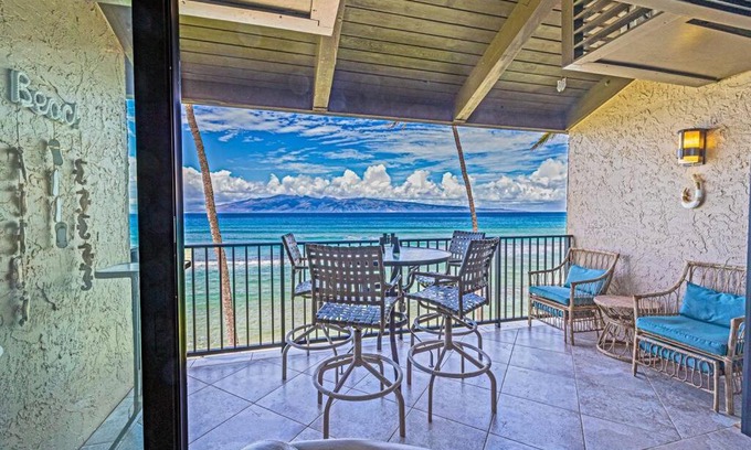 Honokowai Apartment | Noniluna 1 & 2 Rent Together - Sleeps 20